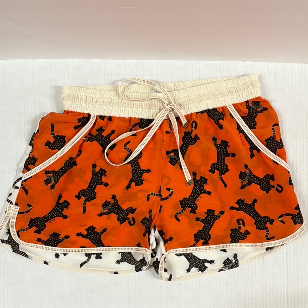 Daslu Orange and White Leopard Print Shorts
